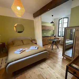 De Charme A La Roquette Apartment Arles